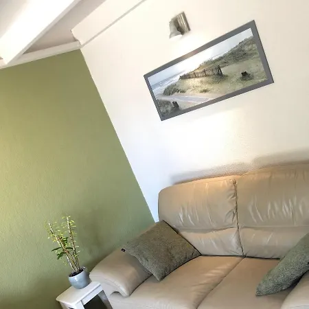 Holiday home Vissershuisjes 'duinendaele 65' De Panne